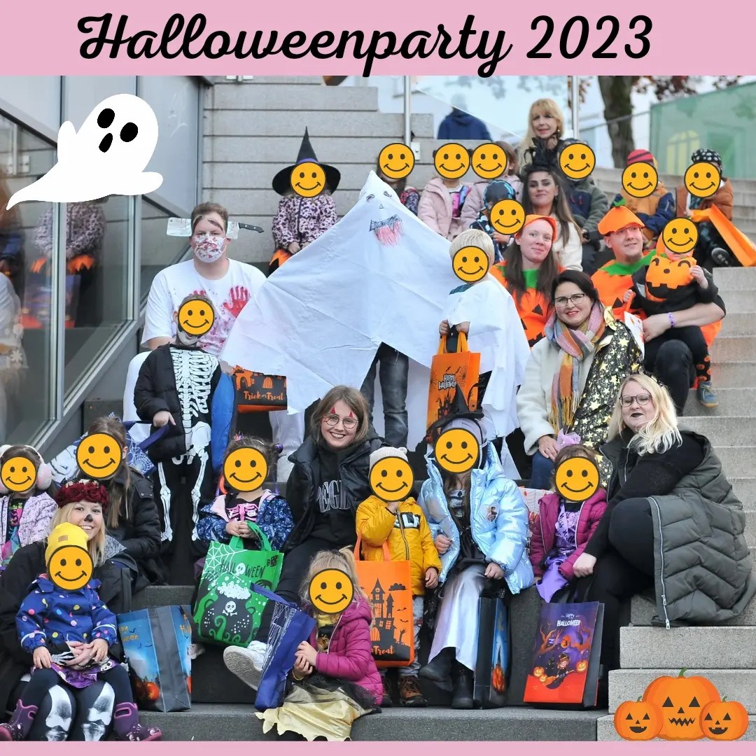 Wir feiern eine Halloweenparty